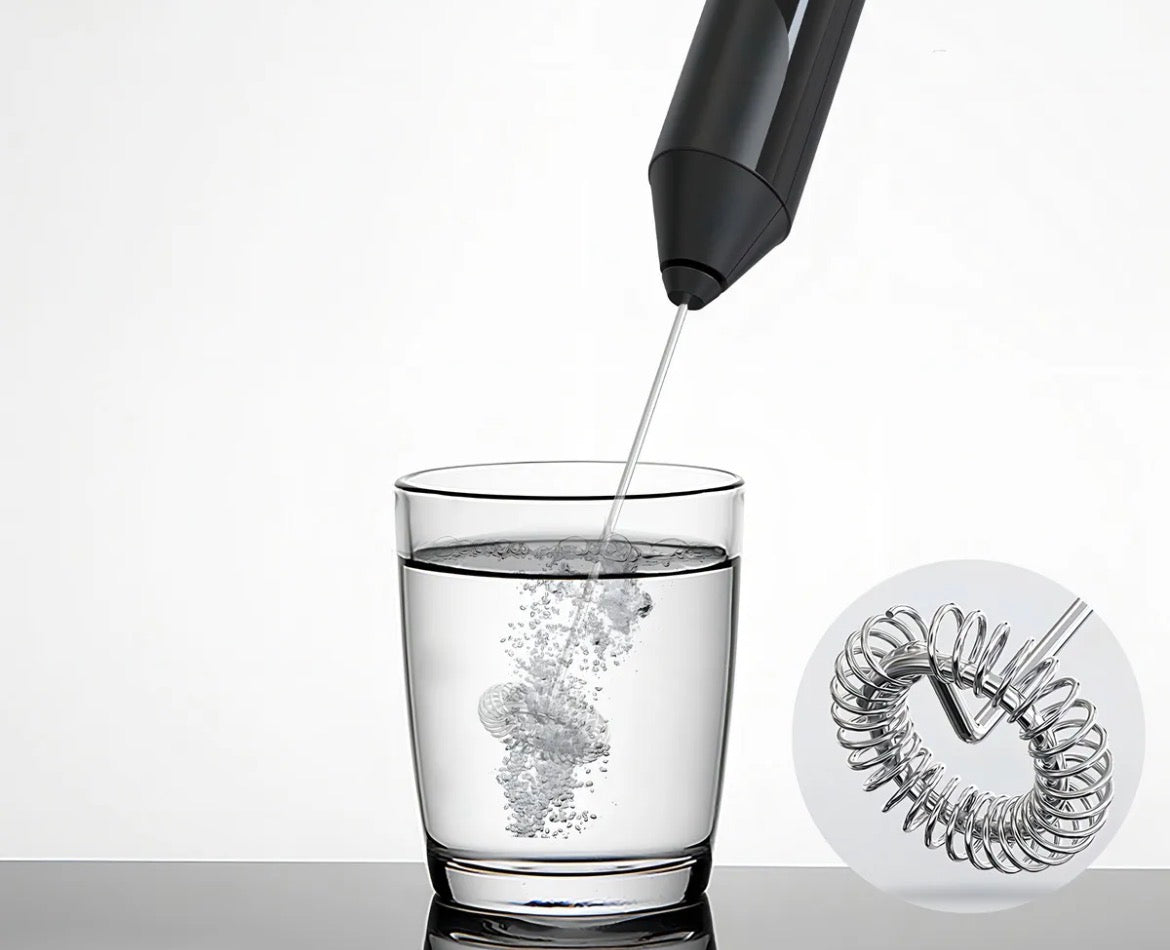 Revolvedor Portátil Mini Batidor Eléctrico Con Soporte Café